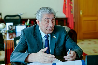 Сергей Грачев: «Изменения в Конституцию РФ наполнят Основной закон страны новым содержанием»